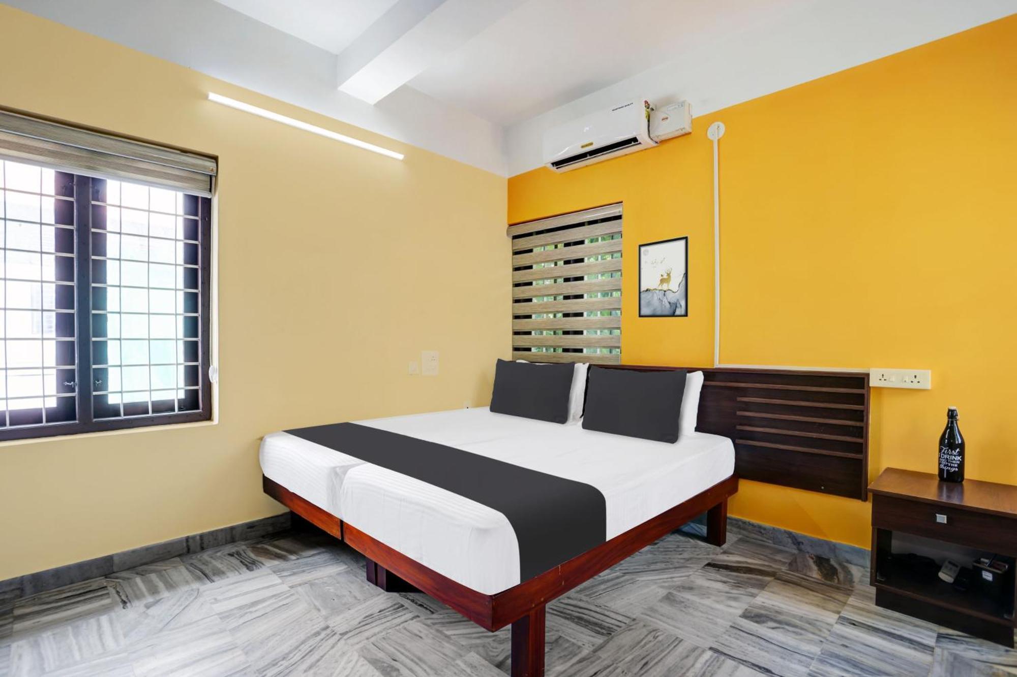 Super Hotel O Lm Residency Thiruvananthapuram Bagian luar foto