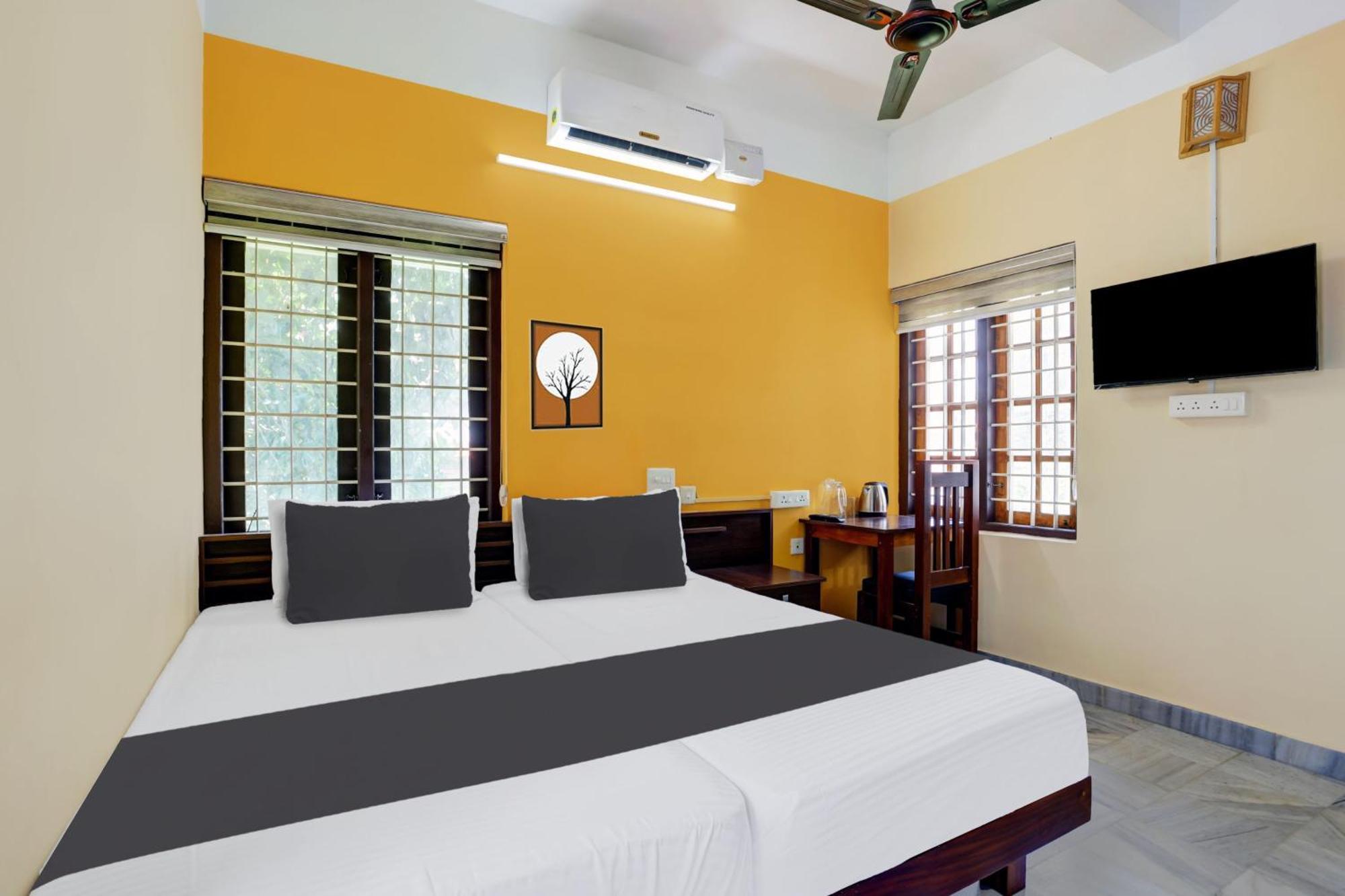 Super Hotel O Lm Residency Thiruvananthapuram Bagian luar foto