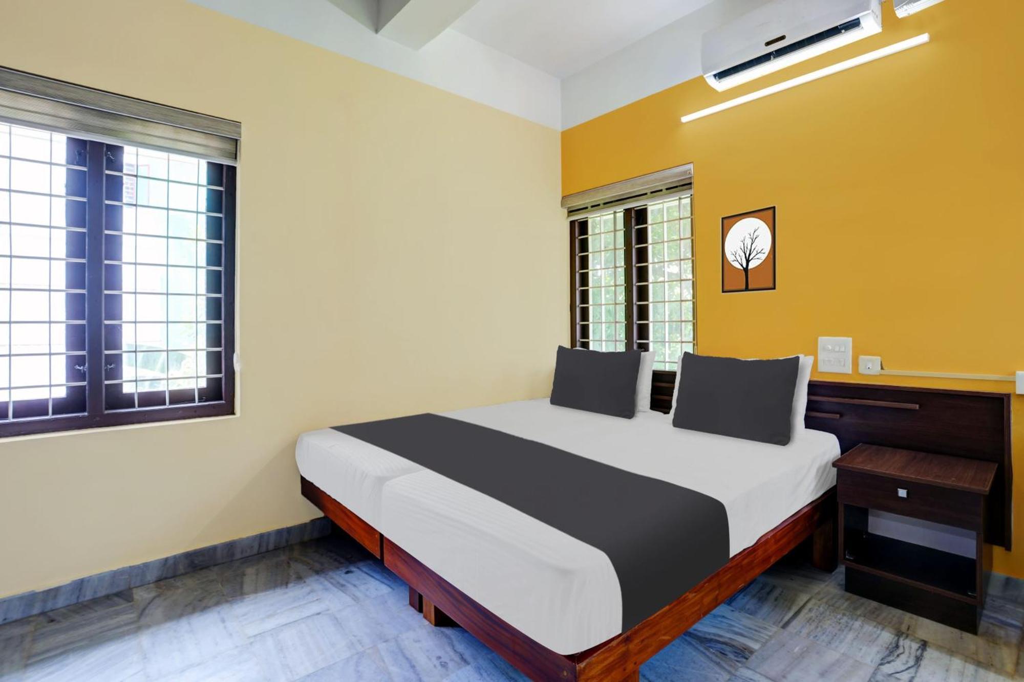 Super Hotel O Lm Residency Thiruvananthapuram Bagian luar foto