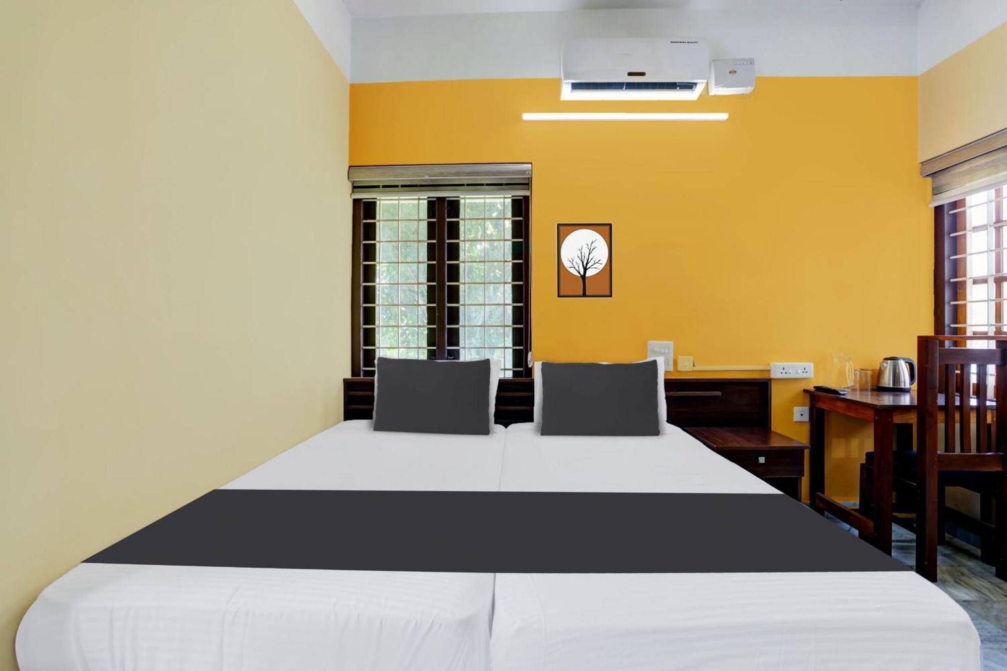 Super Hotel O Lm Residency Thiruvananthapuram Bagian luar foto