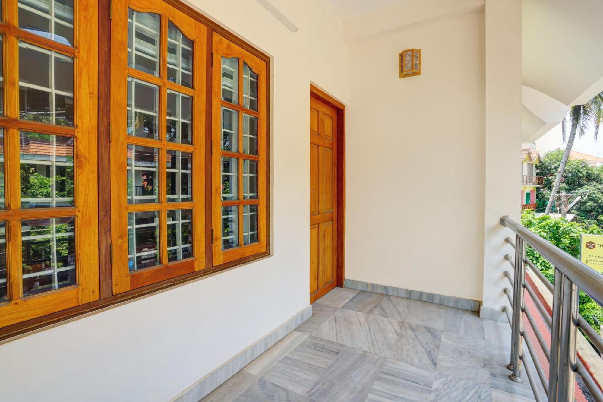 Super Hotel O Lm Residency Thiruvananthapuram Bagian luar foto